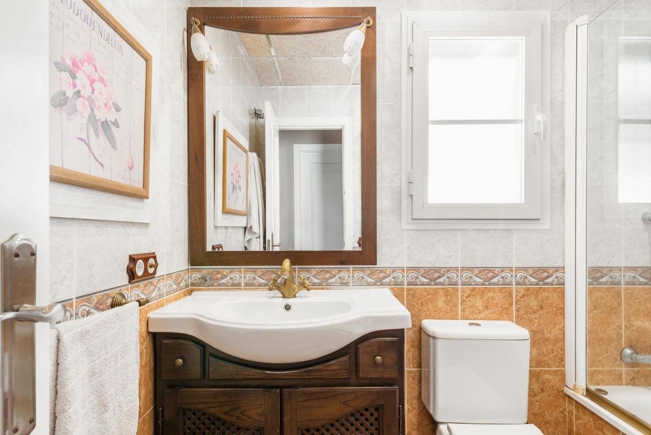 Villa Marty - Mayores De 25 Anos Chiclana de la Frontera Bagian luar foto